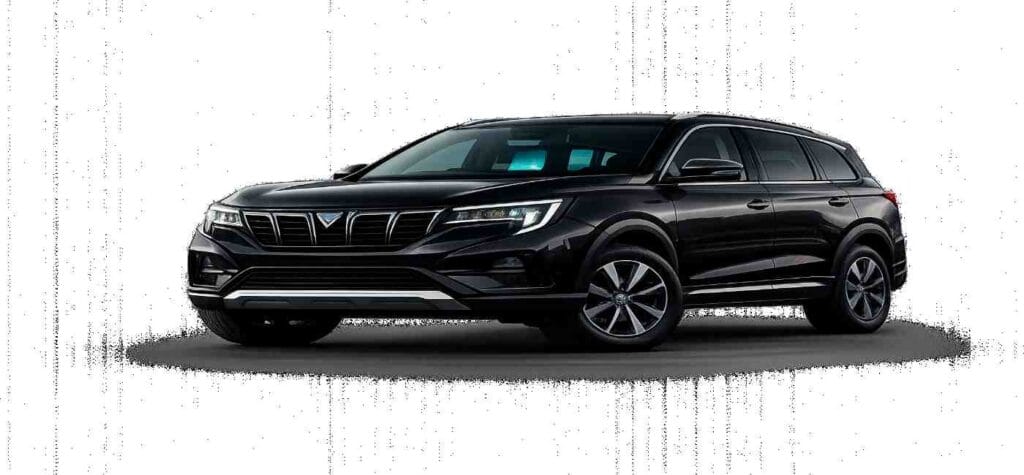 Mahindra XUV 7XO black color 3/4 side profile premium SUV